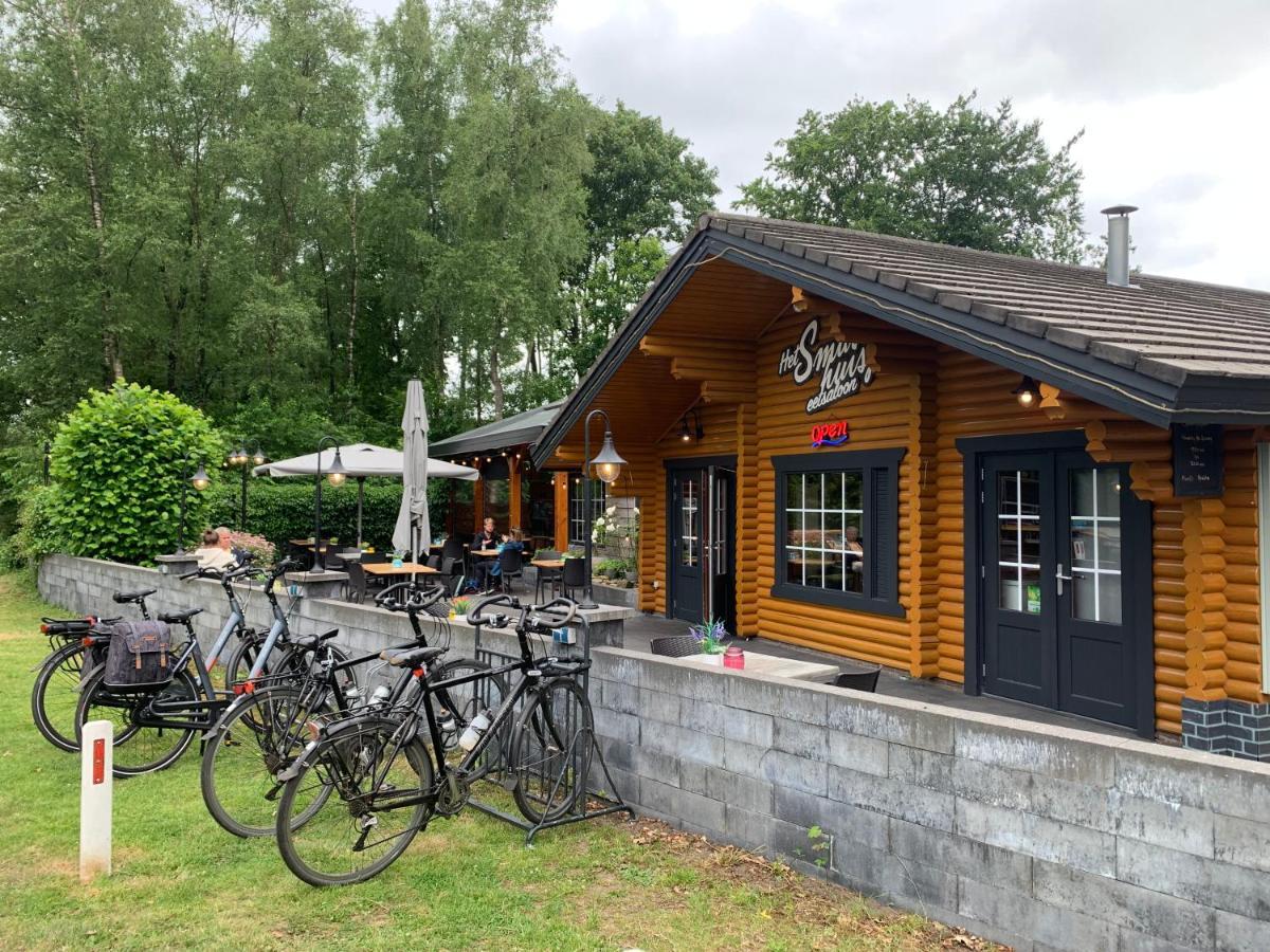 Chalet Moderna Putten Esterno foto