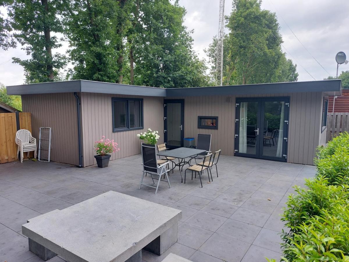 Chalet Moderna Putten Esterno foto