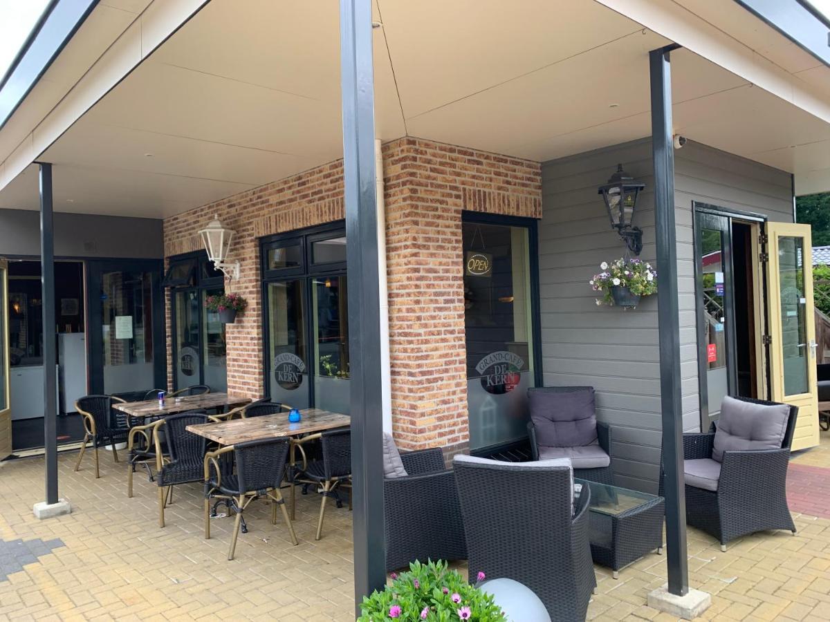 Chalet Moderna Putten Esterno foto