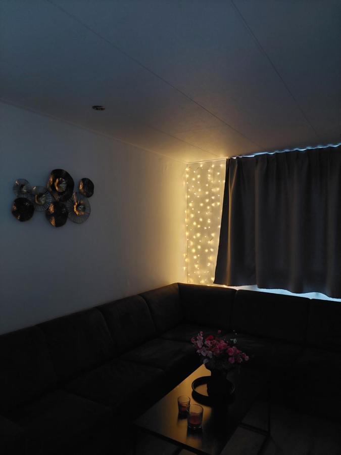 Chalet Moderna Putten Esterno foto